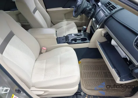 2013 Toyota Camry L/Se/Le/Xle z USA, uszkodzony, nr VIN 4T1BF1FK8DU279956